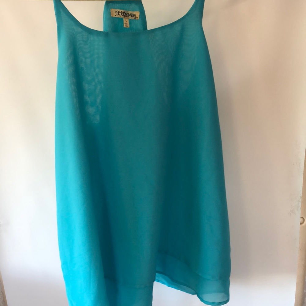 Swing top by TRAMP